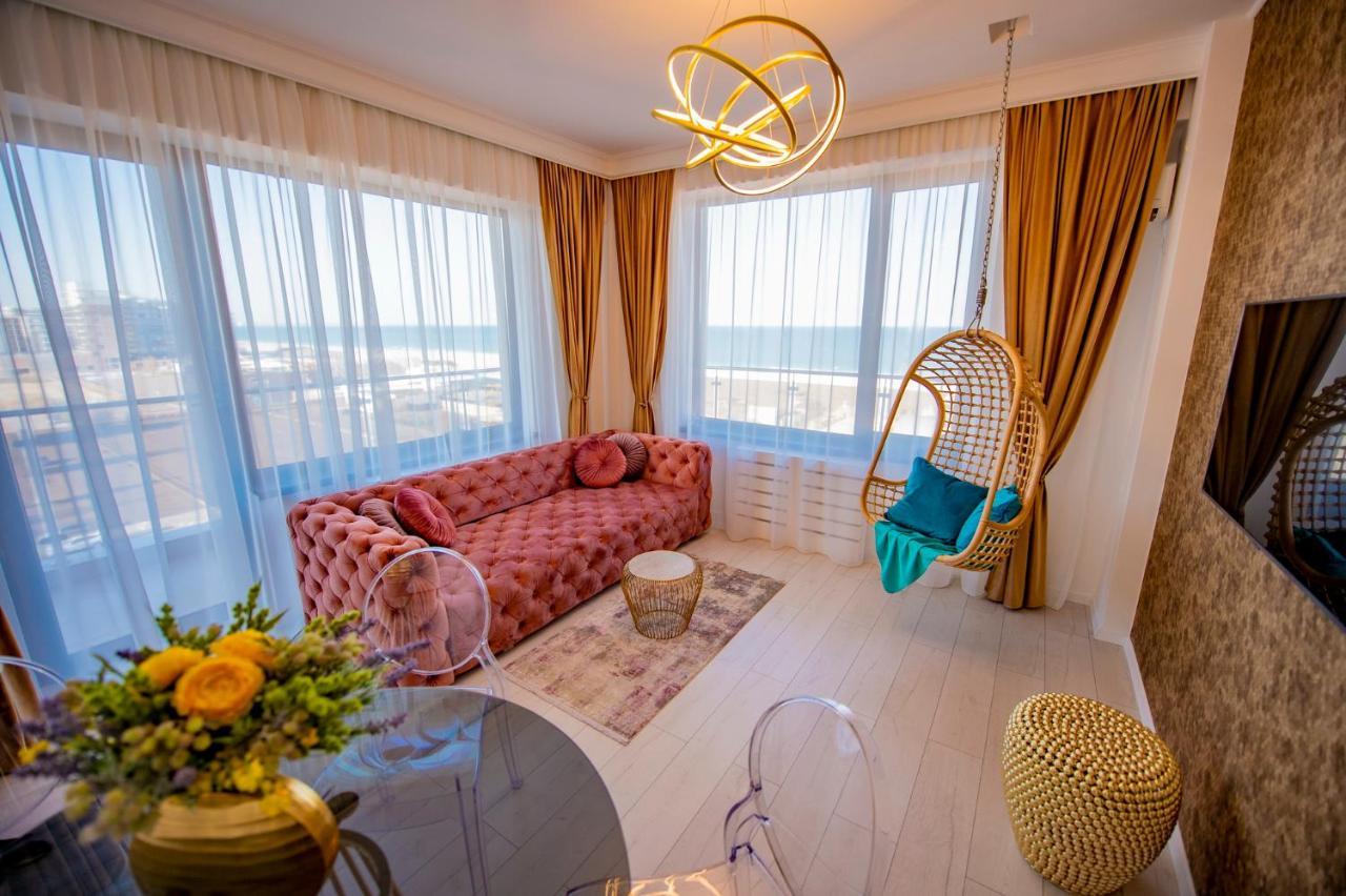 Summerland Luxury Velvet Front Sea View Lejlighed Mamaia Eksteriør billede