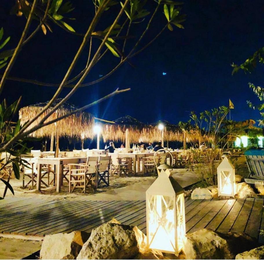 Summerland Luxury Velvet Front Sea View Lejlighed Mamaia Eksteriør billede